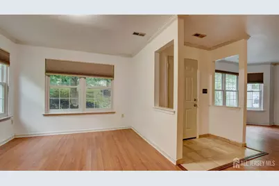8 Forden Court, Sayreville, NJ 08872 - Photo 14