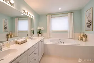 160 Kyle Ct, Monroe Township, NJ 08831 - Photo 14