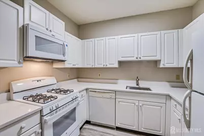 [Address not provided], Metuchen, NJ 08840 - Photo 6