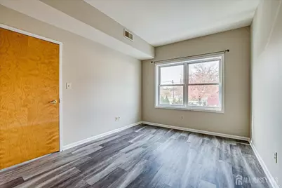 [Address not provided], Metuchen, NJ 08840 - Photo 10