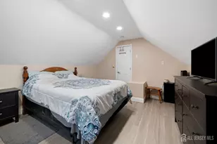 296 St James Ave, Woodbridge Township, NJ 07095 - Photo 22