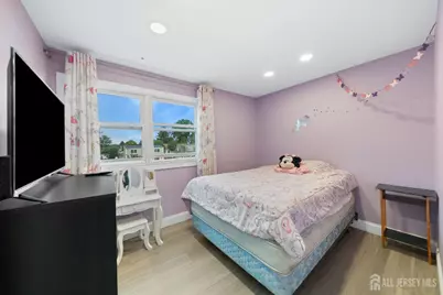 296 Saint James Avenue, Woodbridge Township, NJ 07095 - Photo 18