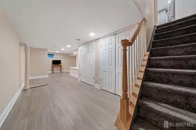 296 Saint James Avenue, Woodbridge Township, NJ 07095 - Photo 24