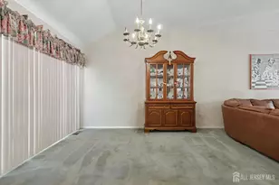 29 Joyce Pl, Sayreville, NJ 08859 - Photo 12