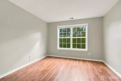 1634 Waterford Drive, Edison, NJ 08817 - Photo 18