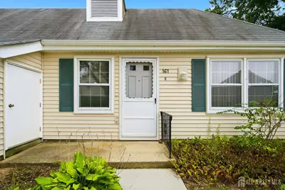 161 Pelham Lane #E, Jamesburg, NJ 08831 - Photo 2