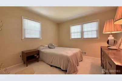 9 Highpoint Drive, Edison, NJ 08820 - Photo 18