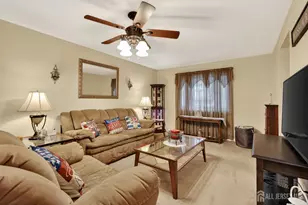 100 Coachman Dr, Florence, NJ 08505 - Photo 22