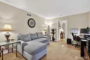 100 Coachman Dr, Florence, NJ 08505 - Photo 18