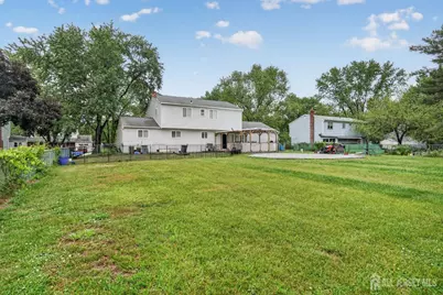 100 Coachman Drive, Florence, NJ 08505 - Photo 12