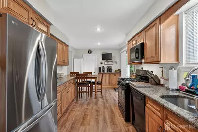 100 Coachman Drive, Florence, NJ 08505 - Photo 26