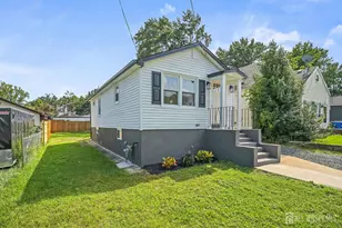 181 Hilltop Blvd, Old Bridge Township, NJ 07735 - Photo 2