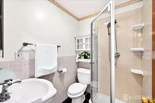 6 Idlewild Rd, Edison, NJ 08817 - Photo 22