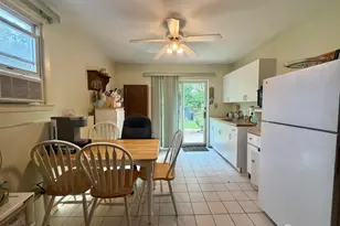 770 N Adams Ln, North Brunswick Township, NJ 08902 - Photo 4