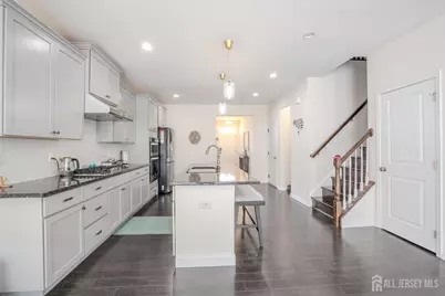 15 Clover Lane, Monroe Township, NJ 08831 - Photo 4