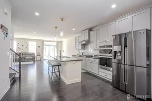 15 Clover Ln, Monroe Township, NJ 08831 - Photo 8