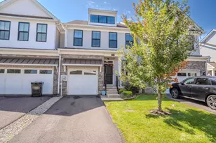 15 Clover Ln, Monroe Township, NJ 08831 - Photo 1