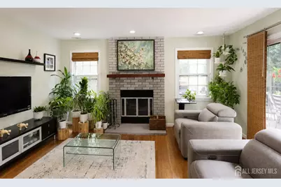 17 Wilson Court, East Brunswick Township, NJ 08816 - Photo 8
