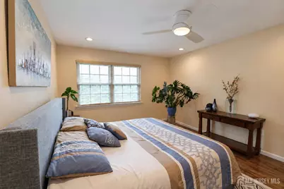 17 Wilson Court, East Brunswick Township, NJ 08816 - Photo 16
