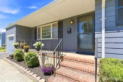 154 Mulberry Lane, Middlesex, NJ 08846 - Photo 2
