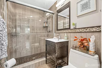 44 Livingston Avenue, Avenel, NJ 07001 - Photo 14