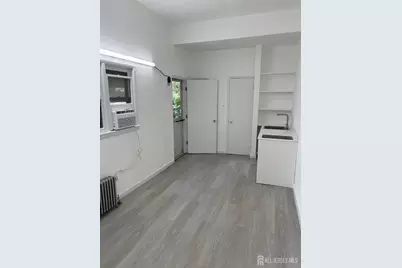 26 S 1st Avenue S, Highland Park, NJ 08904 - Photo 4