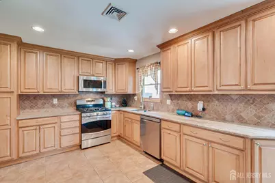 40 Winton Road, East Brunswick Township, NJ 08816 - Photo 6
