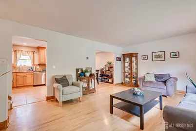 40 Winton Road, East Brunswick Township, NJ 08816 - Photo 4
