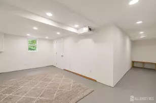 685 Raritan Ave, Perth Amboy, NJ 08861 - Photo 18