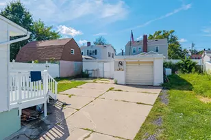 685 Raritan Ave, Perth Amboy, NJ 08861 - Photo 22