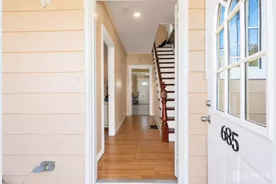 685 Raritan Avenue, Perth Amboy, NJ 08861 - Photo 6