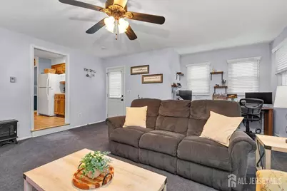 16 Hawthorne Avenue, Colonia, NJ 07067 - Photo 10