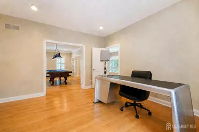 17 Spring Lake Drive, Chester, NJ 07931 - Photo 8