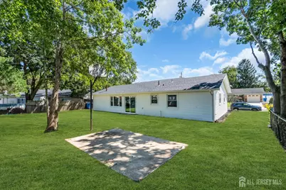 19 Inwood Avenue, Monroe Township, NJ 08831 - Photo 30