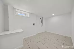 24 Morgan Dr, Edison, NJ 08817 - Photo 40