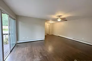32 Deanna Dr, Hillsborough Township, NJ 08844 - Photo 4
