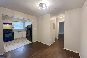 32 Deanna Dr, Hillsborough Township, NJ 08844 - Photo 2