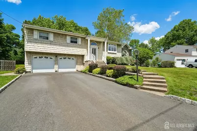 18 Mary Ellen Drive, Edison, NJ 08820 - Photo 4