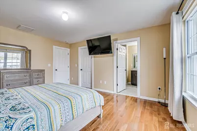 169 Metuchen Avenue, Woodbridge Township, NJ 07095 - Photo 22
