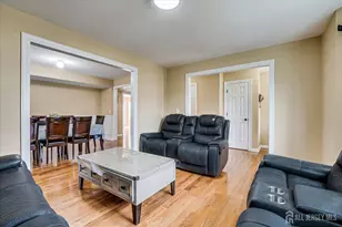 169 Metuchen Ave, Woodbridge Township, NJ 07095 - Photo 8