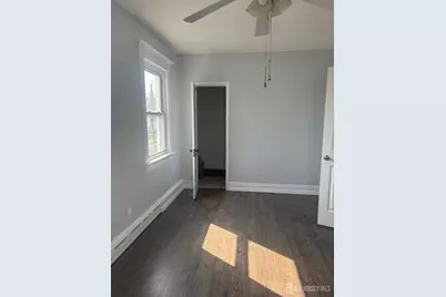 104 Lincoln Avenue, Carteret, NJ 07008 - Photo 6