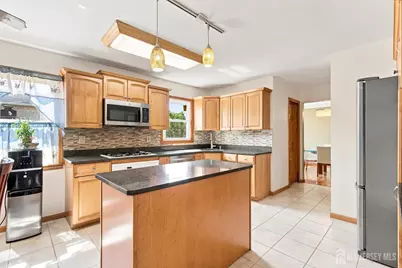 19 Ballo Place, Edison, NJ 08820 - Photo 10