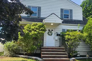 102 Wisteria St, Edison, NJ 08817 - Photo 1