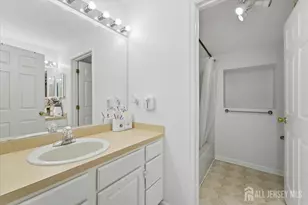 42 Margaret Dr, Somerset County, NJ 08873 - Photo 30