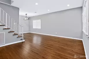 42 Jonquil Cir, Fords, NJ 08863 - Photo 2