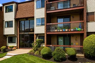 201 Edison Glen Terrace, Edison, NJ 08837 - Photo 2