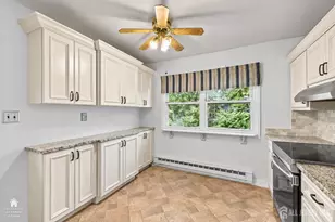 12 California Dr, Manchester Township, NJ 08759 - Photo 4