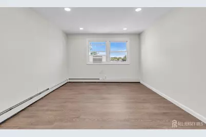 552 Ridgeway Avenue, Sayreville, NJ 08879 - Photo 18