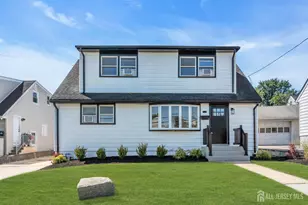 552 Ridgeway Ave, Sayreville, NJ 08879 - Photo 1