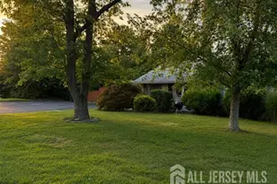 5 Fitch Rd, Edison, NJ 08817 - Photo 2